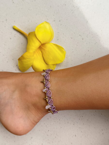 Makramee jalakett roosa kvartsiga - sirelililla